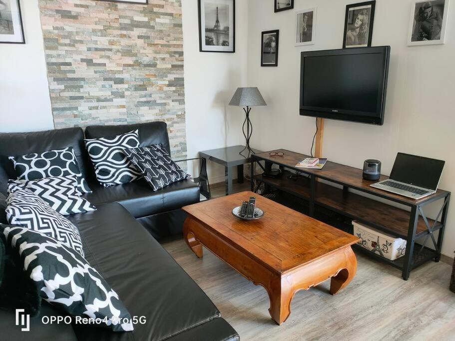 Grand T2 Esprit Loft Coeur De Ville Sète Exterior foto